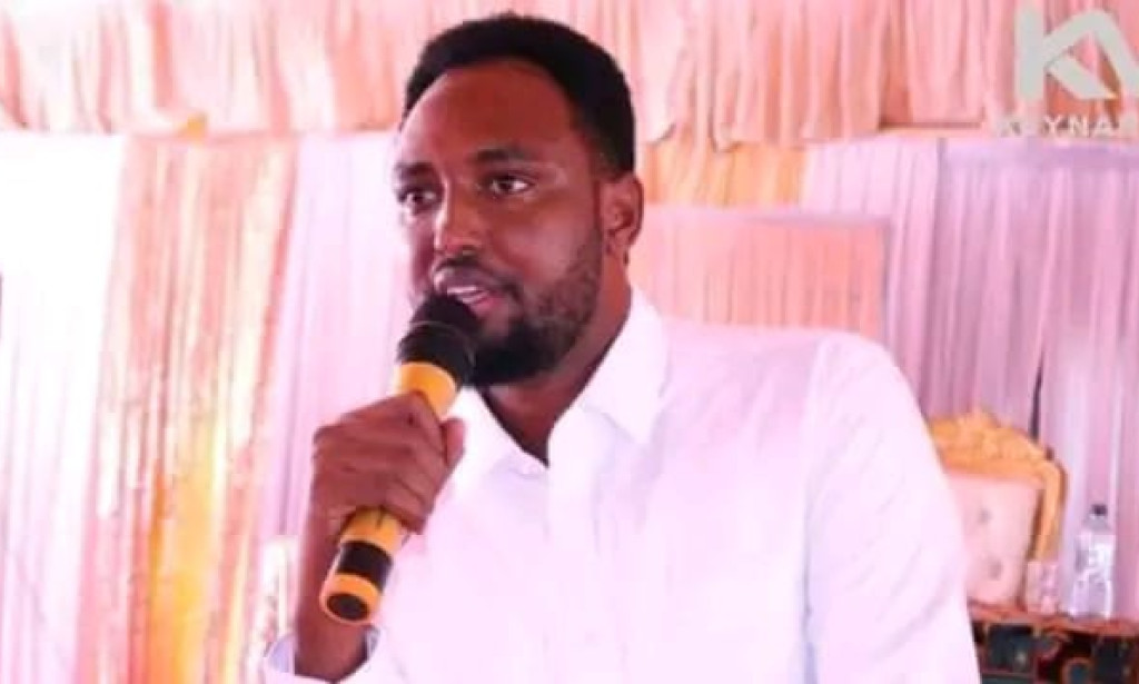 THE FAMILY OF WAJIR MCA RECIEVES DONATION OF 1.6 M