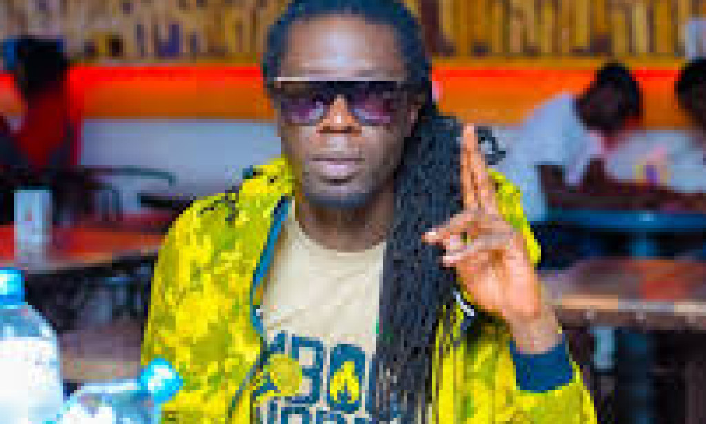 Mc Zendiambo Rise (Mapangalee Dance)